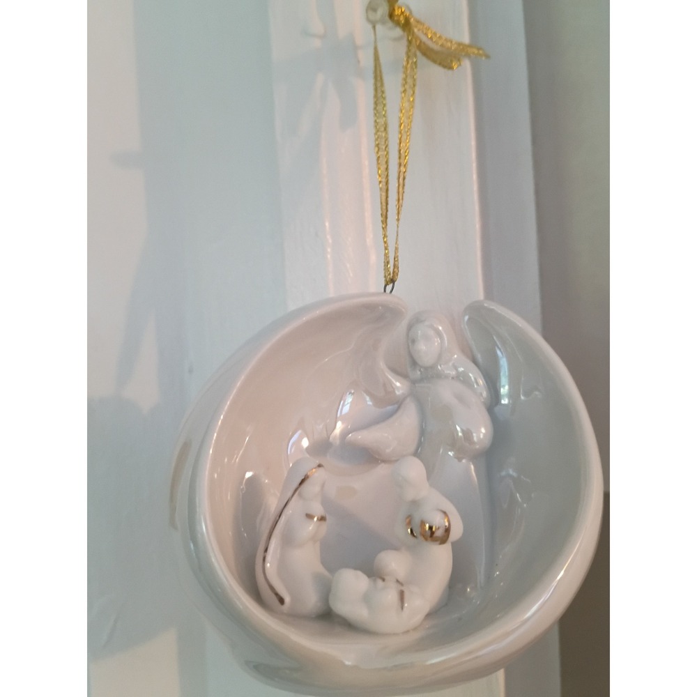 Appletree Design Fine Porcelain Nativity Ornament Angel Holy Family Gold Accents